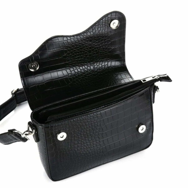 YOUR NEW FAVORITE BLACK BAG