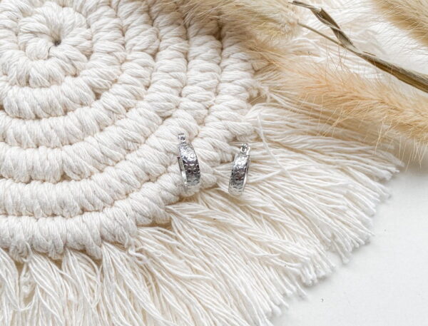 PRETTY JUNGLE EARRINGS