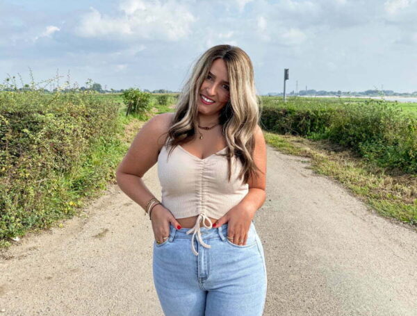 THE BEAUTIFUL CROPPED ONE BEIGE
