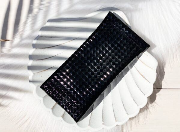 BLACK STUDS SUNGLASSES POUCH
